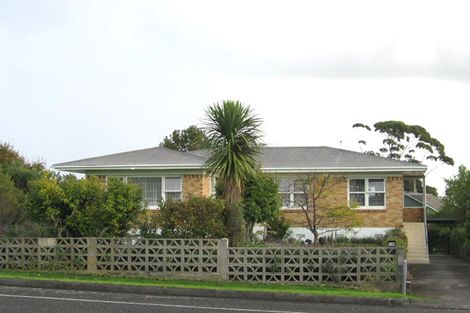 Photo of property in 10 Cherry Road, Bucklands Beach, Auckland, 2014