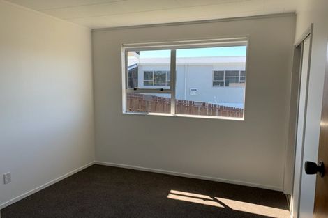 Photo of property in 18 Culzean Grove, Bell Block, New Plymouth, 4312