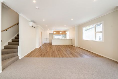 Photo of property in 70b Heretaunga Square, Silverstream, Upper Hutt, 5019