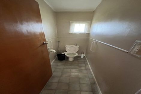 Photo of property in 676 Te Atatu Road, Te Atatu Peninsula, Auckland, 0610