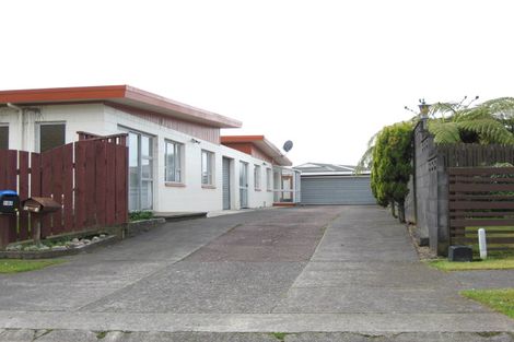 Photo of property in 18b Karaka Street, Inglewood, 4330