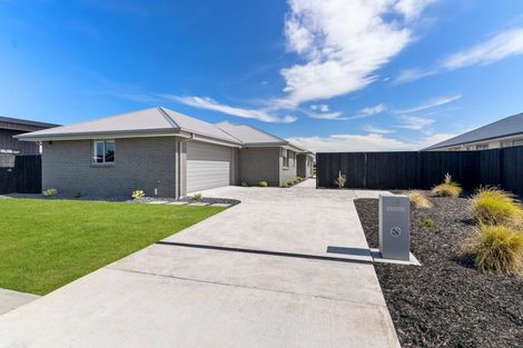 Photo of property in 36 Plover Avenue, Amberley, 7410