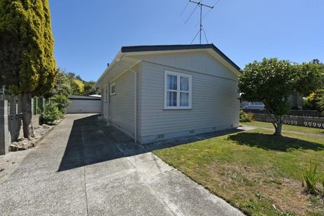 Photo of property in 16 Longfellow Street, Trentham, Upper Hutt, 5018