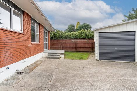 Photo of property in 15 Poaka Avenue, Dinsdale, Hamilton, 3204