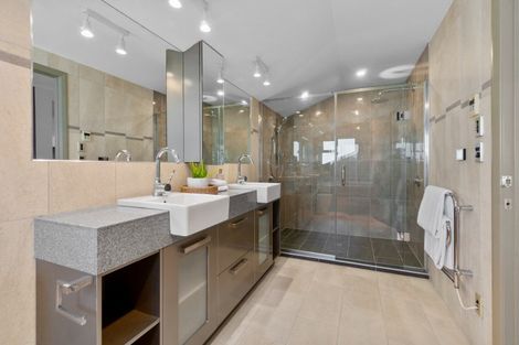 Photo of property in 4 Glenoaks Rise, Mellons Bay, Auckland, 2014