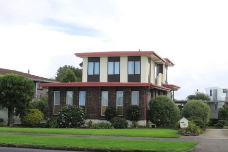 Photo of property in 111 Waller Avenue, Bucklands Beach, Auckland, 2012