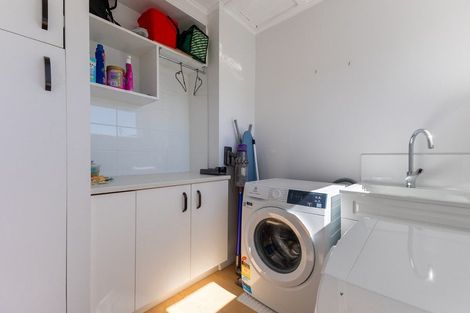 Photo of property in 71 Golf Road, Paraparaumu Beach, Paraparaumu, 5032