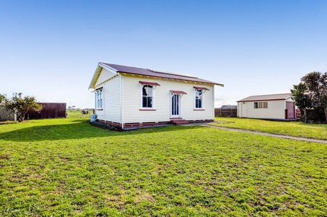 Photo of property in 39 Auroa Road, Otakeho, Hawera, 4678