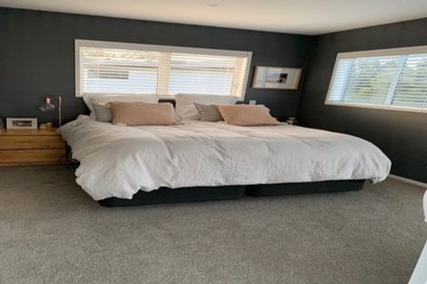 Photo of property in 5 Riroriro Road, Hobsonville, Auckland, 0616