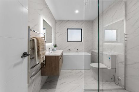 Photo of property in 10 Colum Place, Bucklands Beach, Auckland, 2014