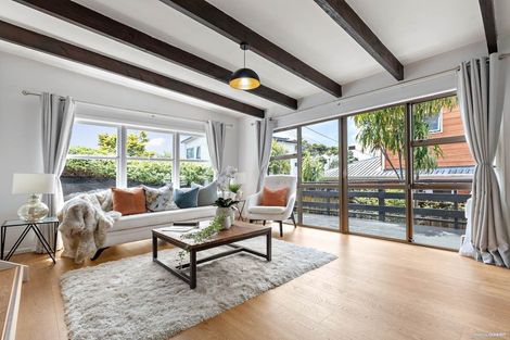 Photo of property in 1/20 Hogans Road, Glenfield, Auckland, 0629