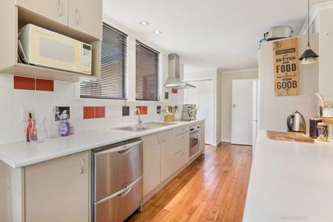 Photo of property in 44 Pinehaven Road, Pinehaven, Upper Hutt, 5019