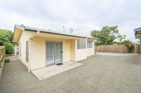 Photo of property in 104 Apollo Parade, Milson, Palmerston North, 4414