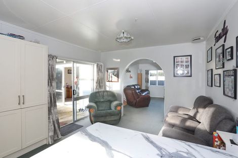 Photo of property in 17 Collins Crescent, Feilding, 4702