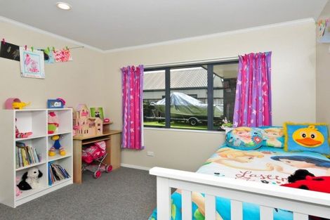 Photo of property in 12 Discovery Drive, Flagstaff, Hamilton, 3210
