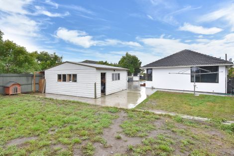 Photo of property in 33 Bournemouth Crescent, Aranui, Christchurch, 8061