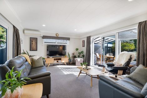 Photo of property in 63 California Drive, Totara Park, Upper Hutt, 5018