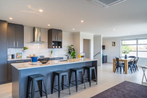 Photo of property in 7 Caterer Lane, Paraparaumu, 5032
