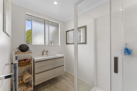 Photo of property in 1f2- Agate Grove, Birchville, Upper Hutt, 5018