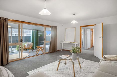 Photo of property in 7 Wolsey Place, Hillmorton, Christchurch, 8025