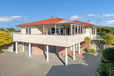 Photo of property in 630 Papamoa Beach Road, Papamoa Beach, Papamoa, 3118