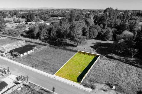 Photo of property in 18 Derbridge Street, Woodend, 7610