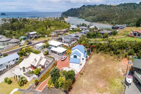 Photo of property in 107 Pacific View Drive, Whangamata, 3620