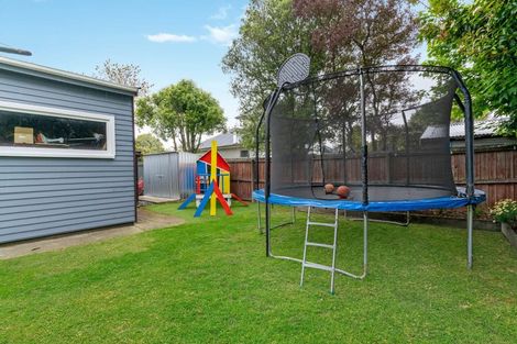 Photo of property in 16 Farrington Avenue, Bishopdale, Christchurch, 8053