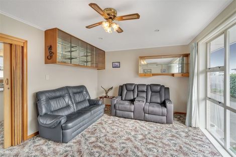 Photo of property in 61 Boston Avenue, Hornby, Christchurch, 8042