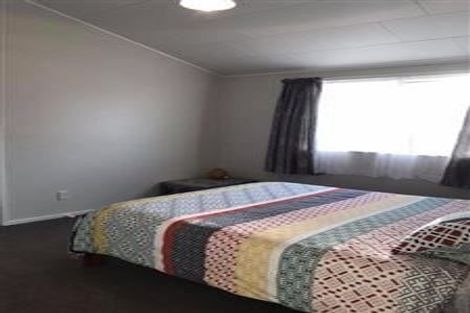 Photo of property in 124 Makarini Street, Paraparaumu, 5032