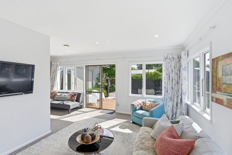 Photo of property in 1/68 Searells Road, Strowan, Christchurch, 8052