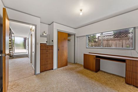 Photo of property in 40 Montgomery Avenue, Rothesay Bay, Auckland, 0630