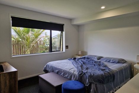 Photo of property in 9a Turakina Street, Merrilands, New Plymouth, 4312