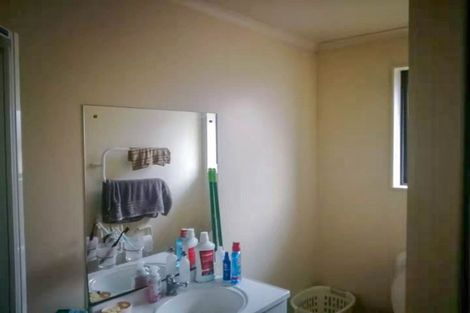 Photo of property in 3 Marbella Crescent, Oteha, Auckland, 0632