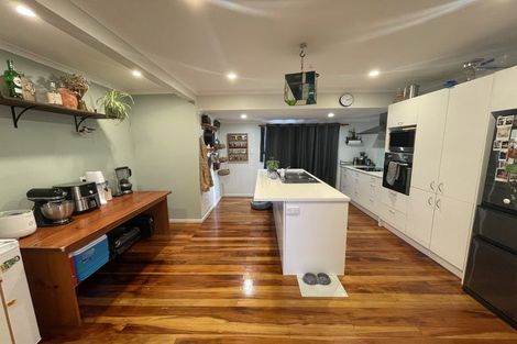 Photo of property in 12 Standish Street, Inglewood, 4330