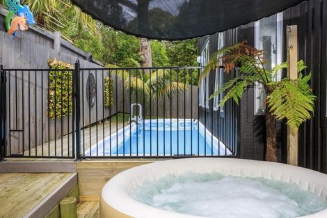 Photo of property in 14a Glenvar Road, Torbay, Auckland, 0630