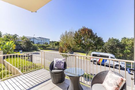 Photo of property in 49 Millennial Way, Orewa, 0931