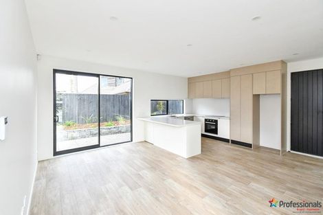 Photo of property in 9e Coates Road, Papatoetoe, Auckland, 2025