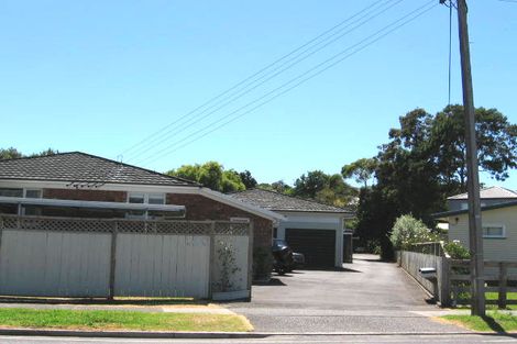 Photo of property in 2/120 Nile Road, Milford, Auckland, 0620
