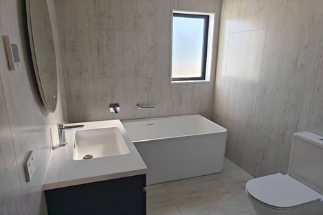 Photo of property in 14 Coopworth Street, Karaka, 2580
