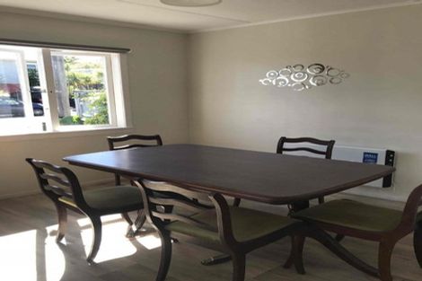 Photo of property in 33 Essex Street, Vogeltown, New Plymouth, 4310