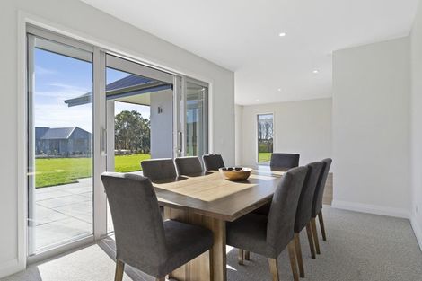 Photo of property in 5 Riverside Way, Clevedon, 2585