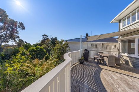 Photo of property in 26 Baring Terrace, Strandon, New Plymouth, 4312