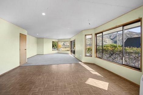 Photo of property in 95 Plantation Road, Wanaka, 9305