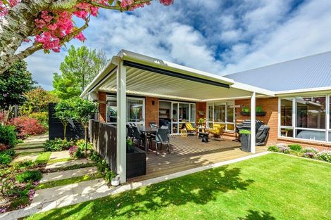 Photo of property in 32 Althorp Place, Avonhead, Christchurch, 8042