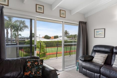 Photo of property in 415 Port Road, Whangamata, 3620