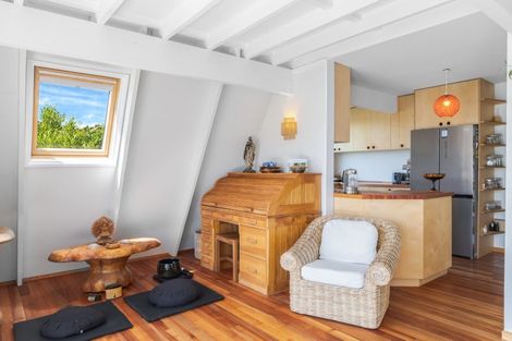 Photo of property in 23 Ranui Crescent, Diamond Harbour,  8971