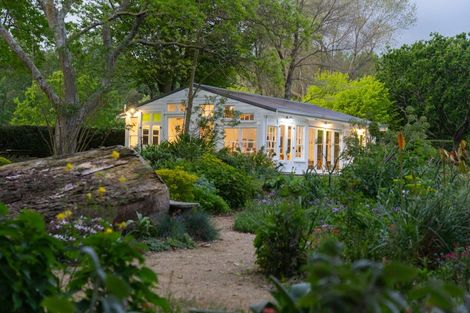 Photo of property in 914 Napier Road, Whakarongo, Palmerston North, 4470