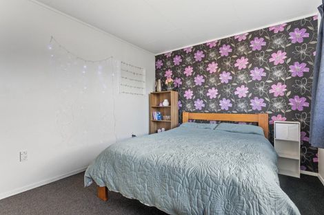 Photo of property in 18 Ngaire Street, Longburn, Palmerston North, 4412