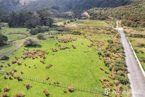 Photo of property in 120 Upper Fitzherbert Road, Wainuiomata, 5373